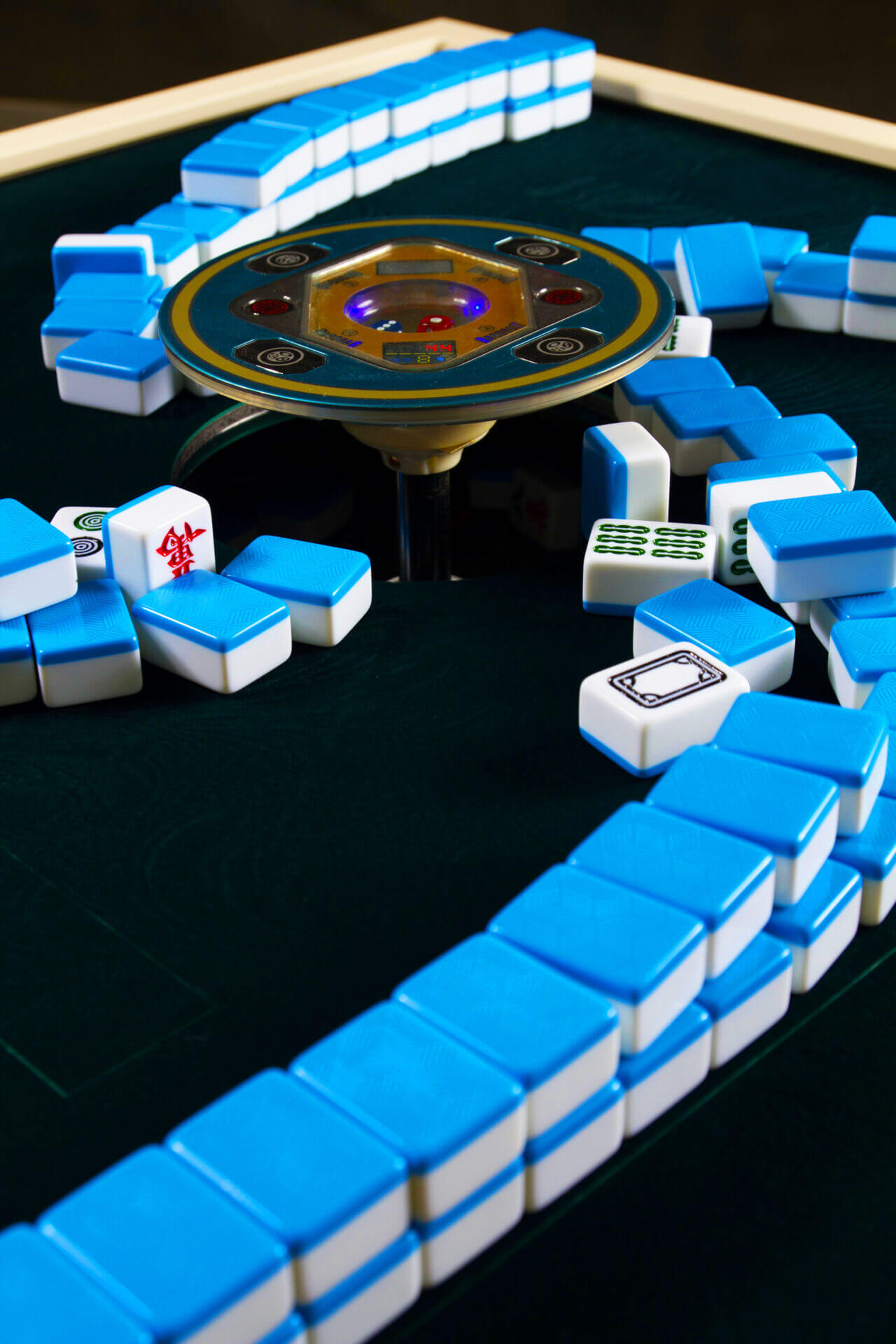 VismaraDesign_Mahjong-Table-5
