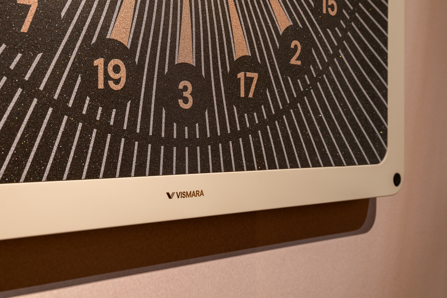 Vismara_Nido_Darts_Cabinet